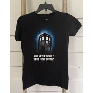 Dr. Who Tardis Tee T-shirt You Never Forget Your First Doctor Unisex Size S
